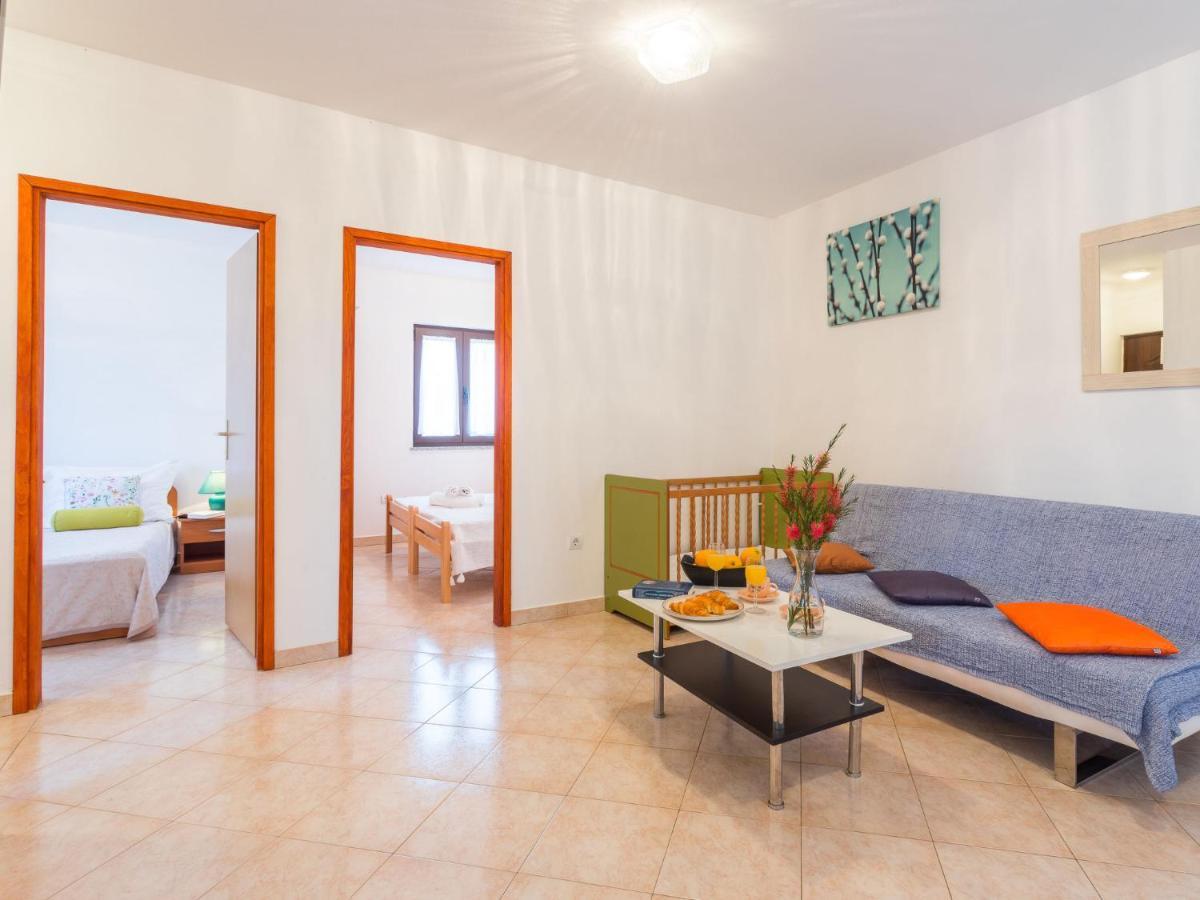 Apartment Tireli - Prc143 By Interhome Poreč Buitenkant foto